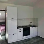 Dundo Apartment Njivice