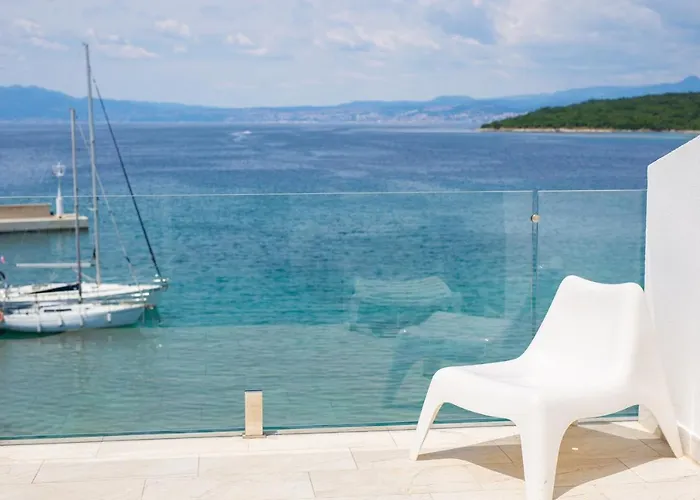Dundo Apartman Njivice